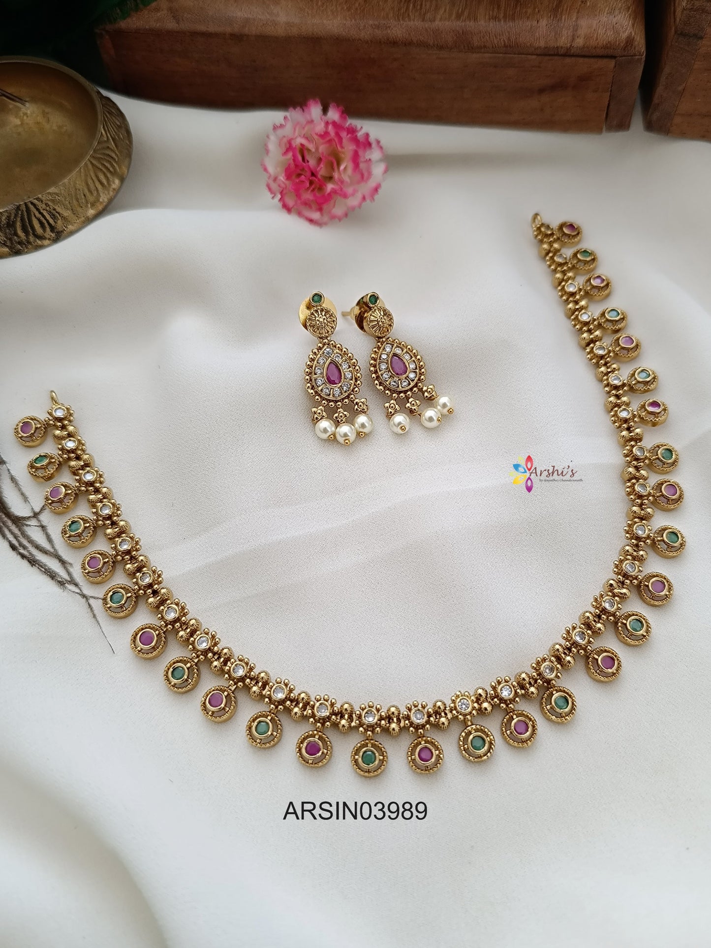 Red and Green Round Drop Necklae