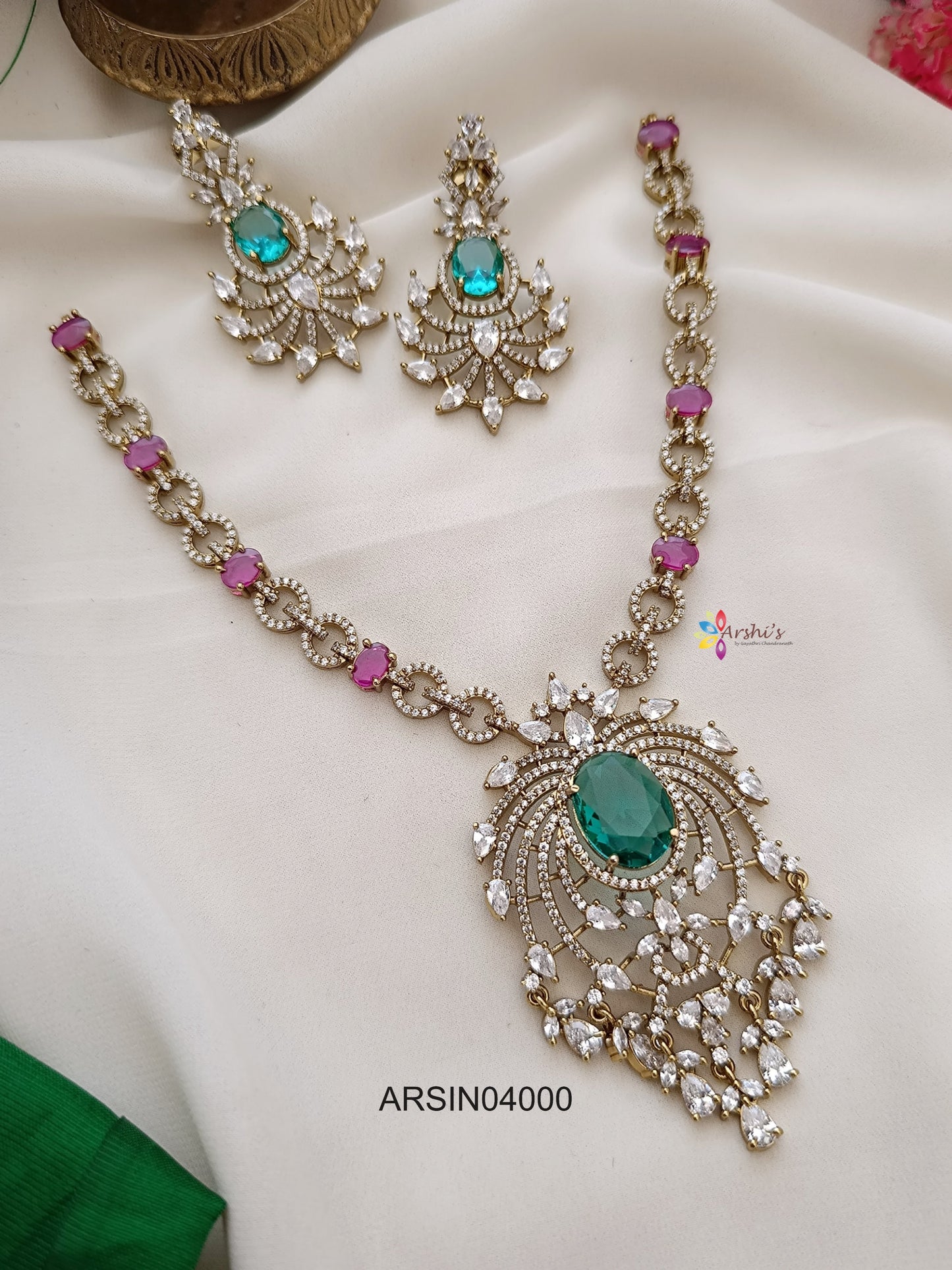 Victorian Big Emerald Pendant Necklace