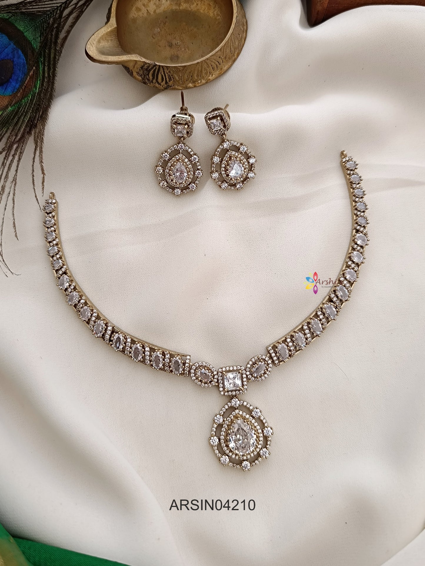 White Tear Drop Stone Necklace