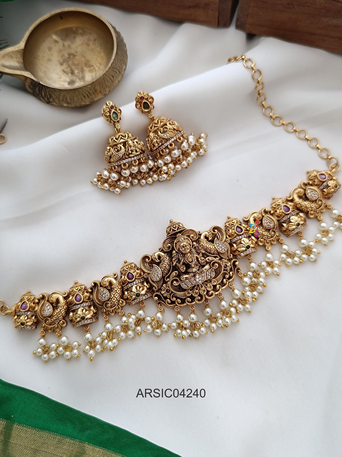 Antique Lakshmi Peacock Guttapusalu Choker