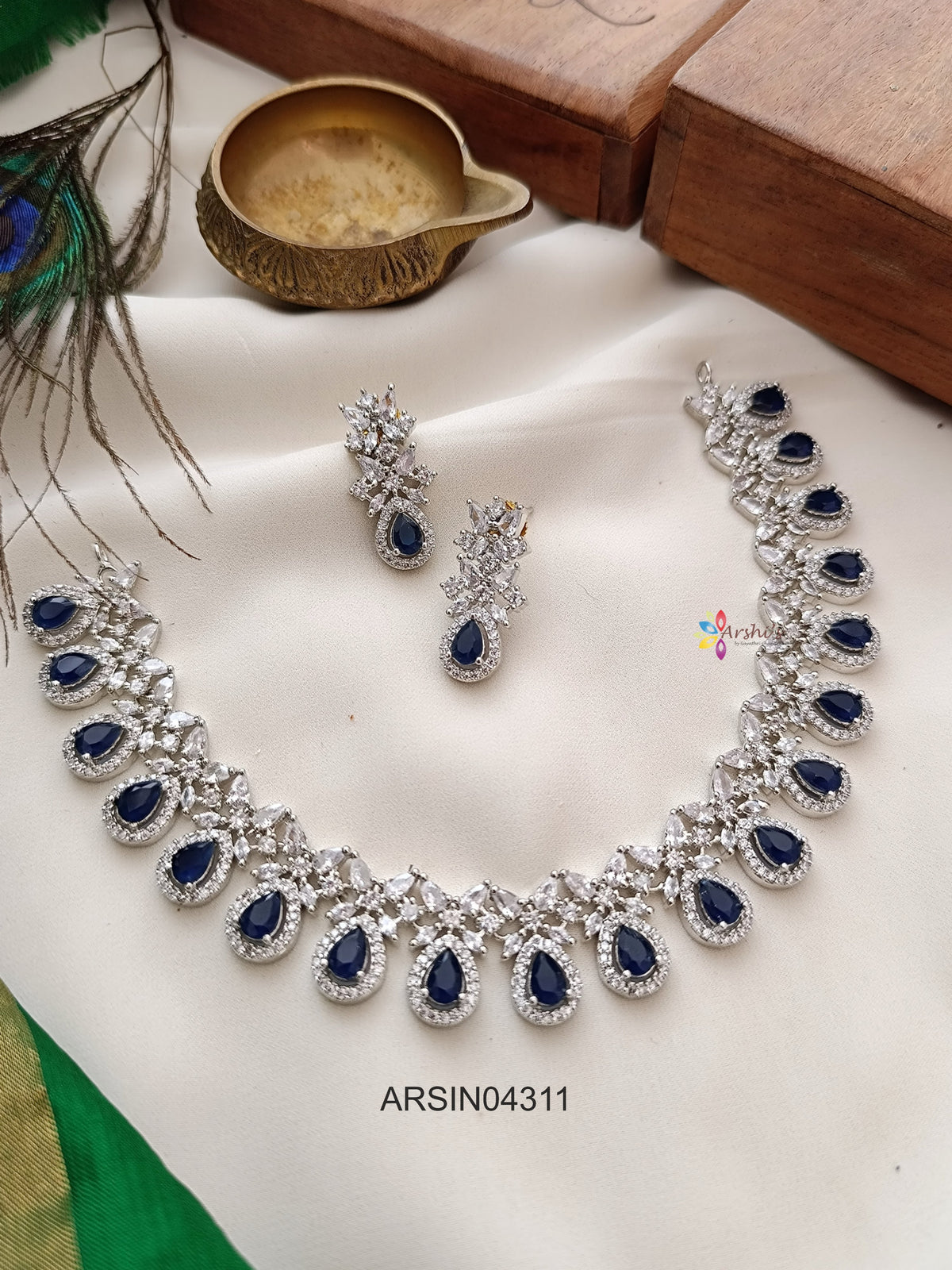 Blue Rosium Polish Necklace