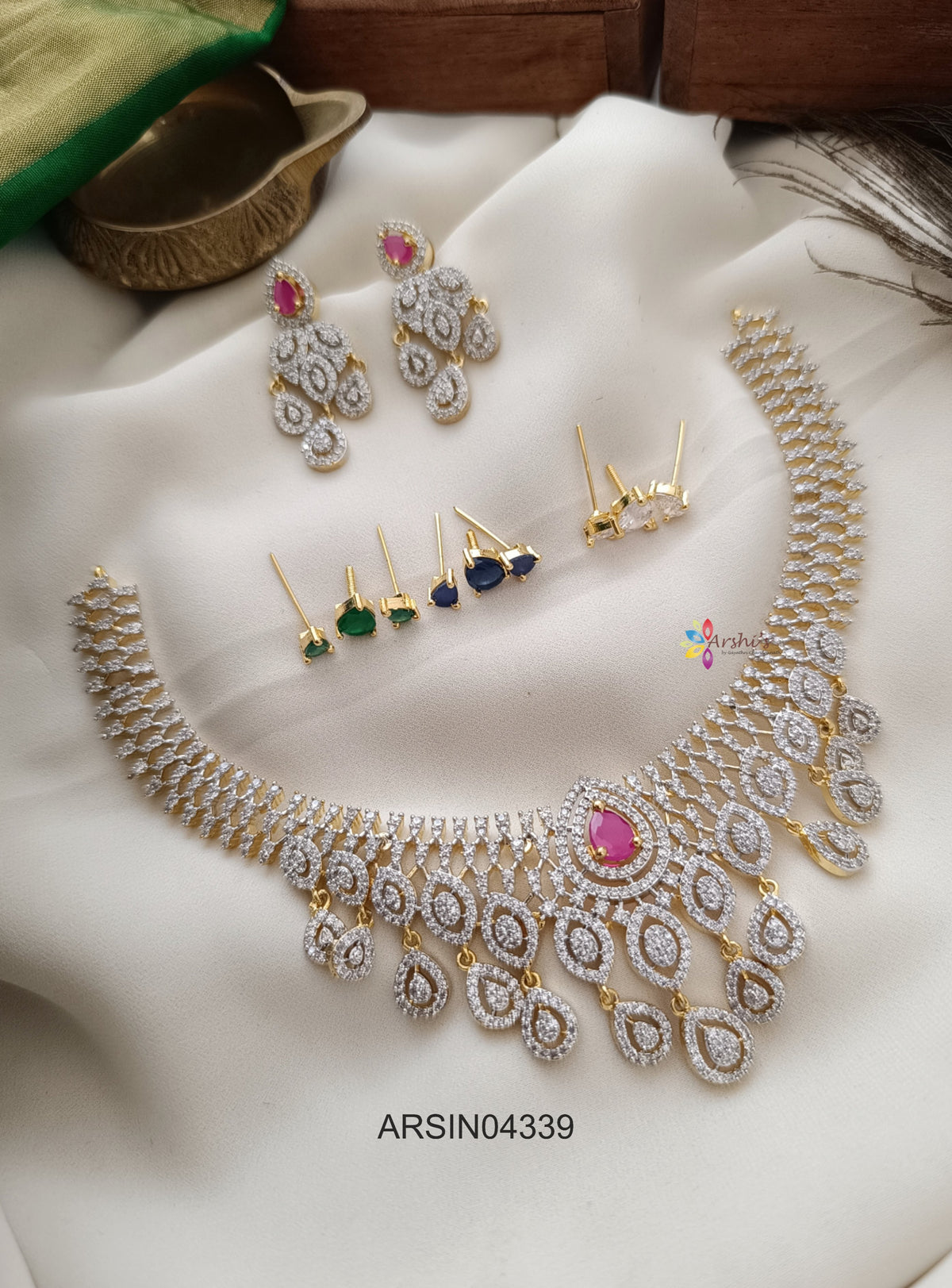Diamond Look Like Stone Changeable Necklace