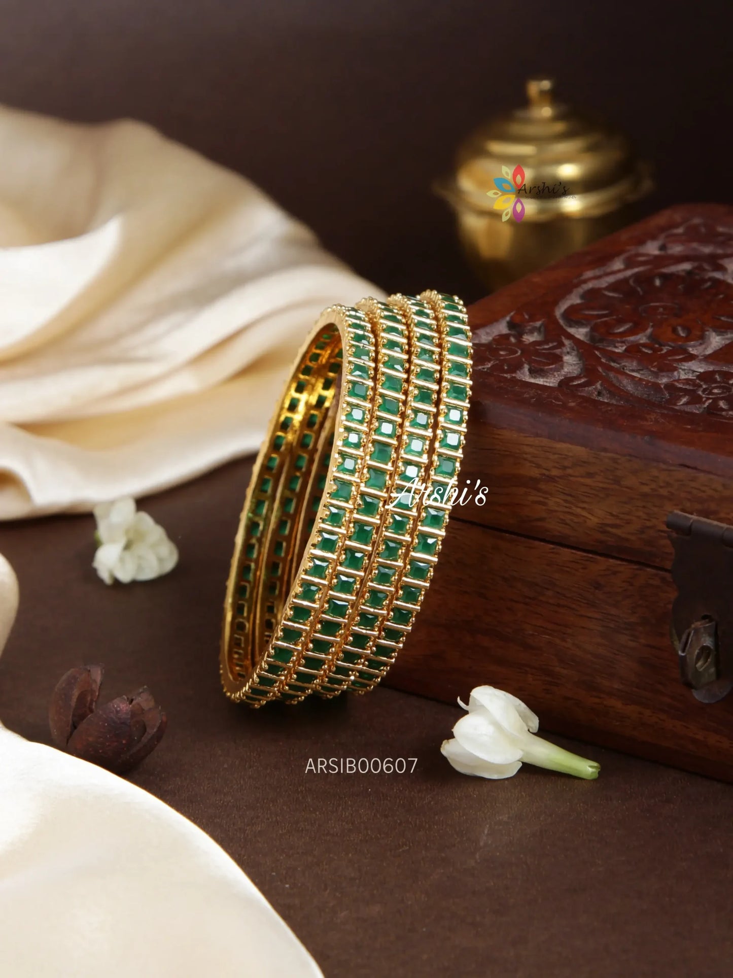 Kemp Green Stone Set Of Four Bangles