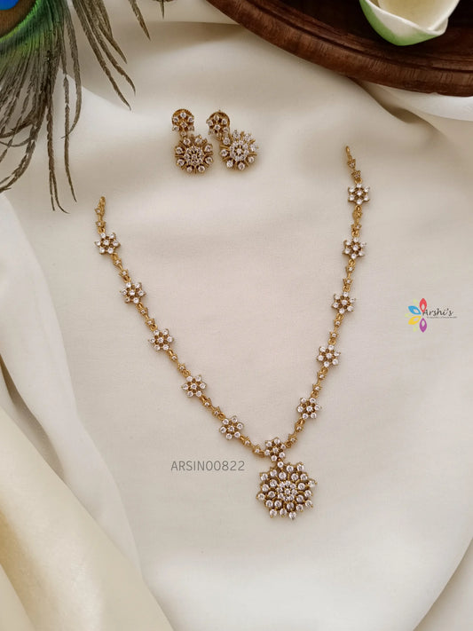 Diamond Look Like Necklace