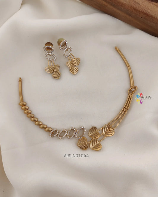 Classic Heart Design White Stone Necklace