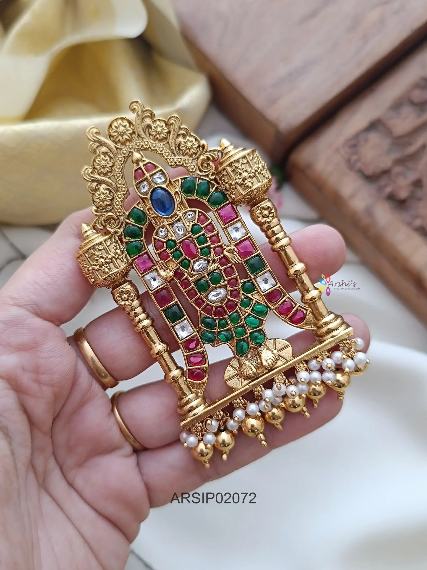 Jadau Kundan Shri Vittal Pendant