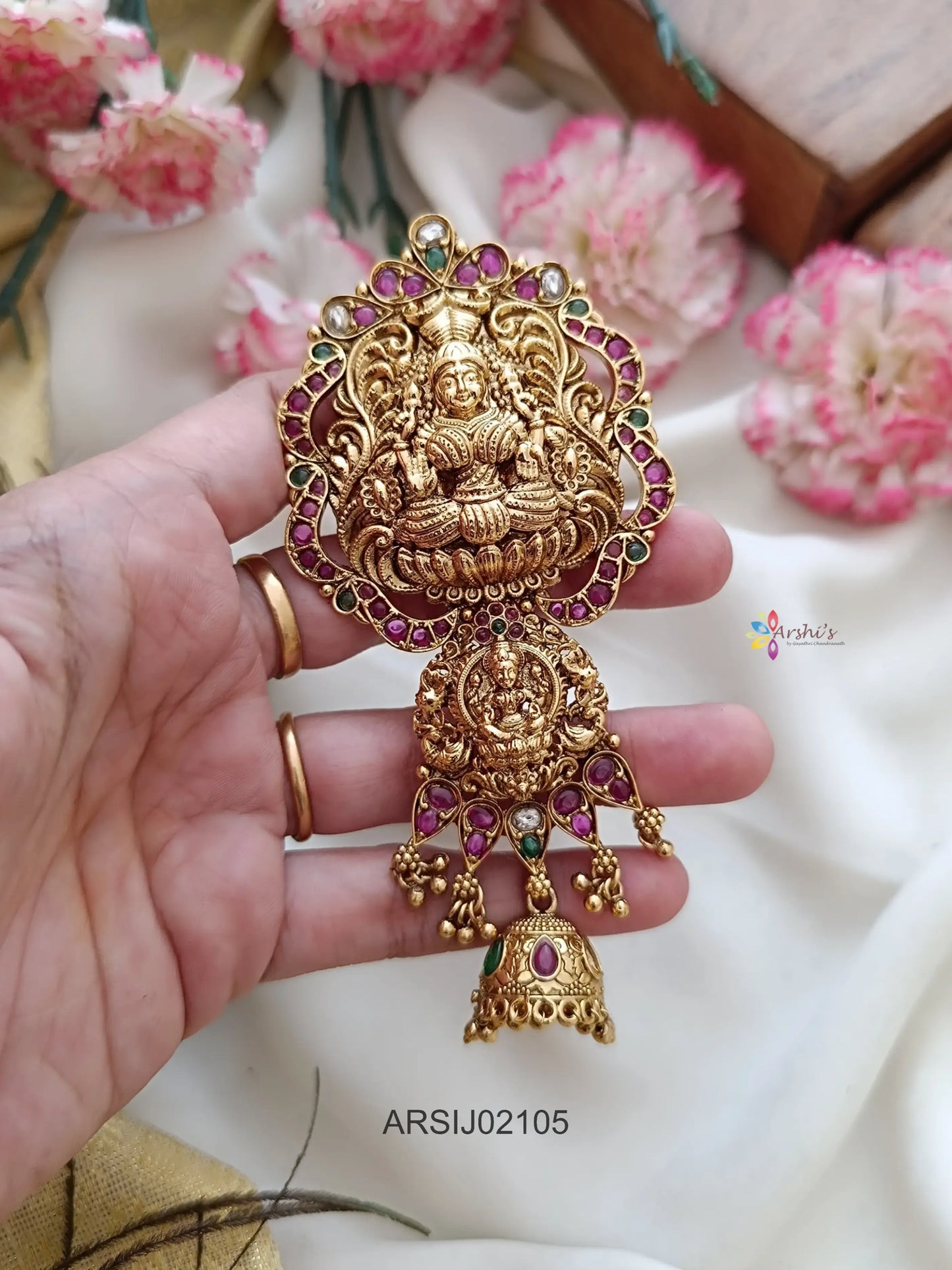 Two Layer Temple with Jhumka Hair Brooch