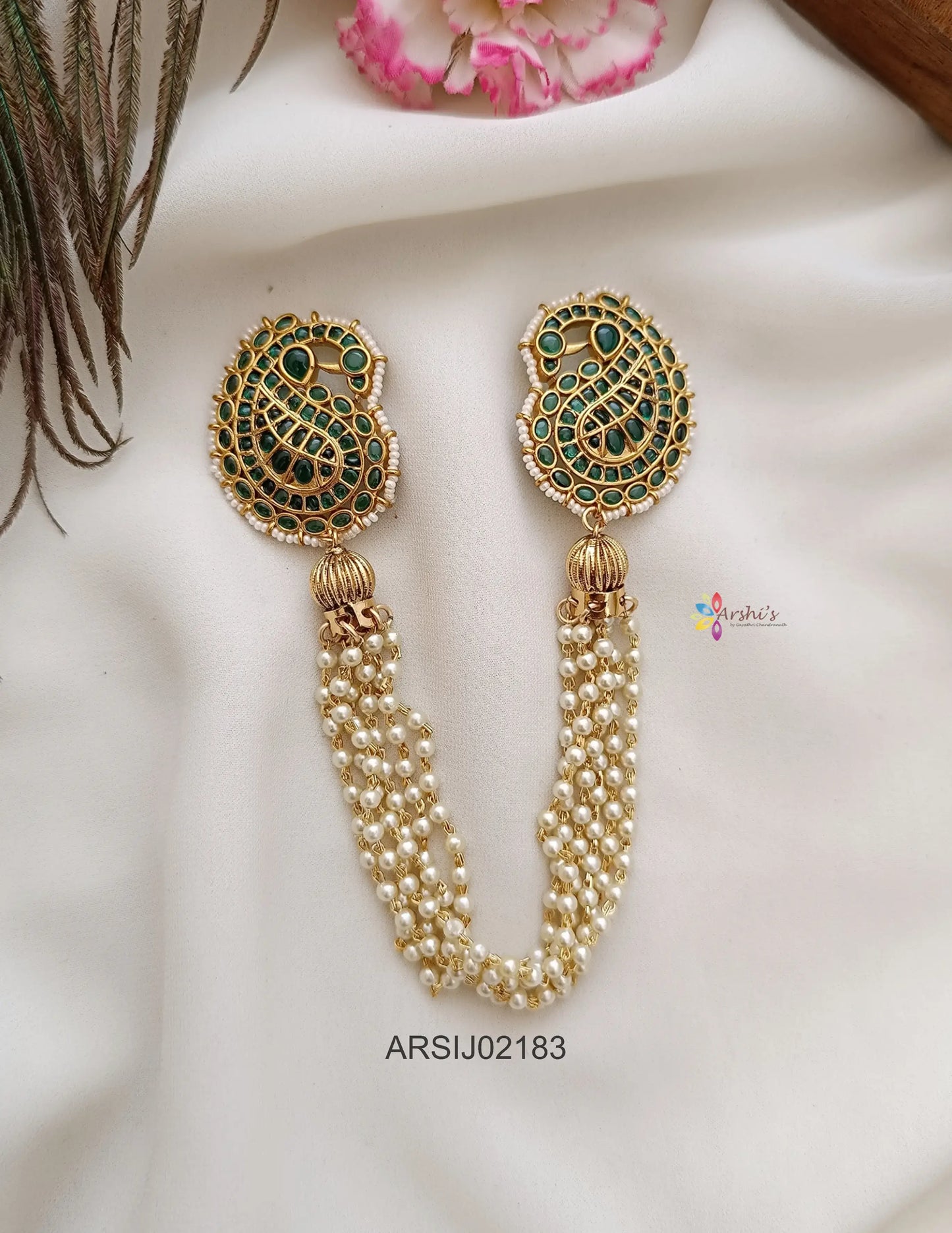 Mango Emerald Stone Pearl Layer Hair Brooch