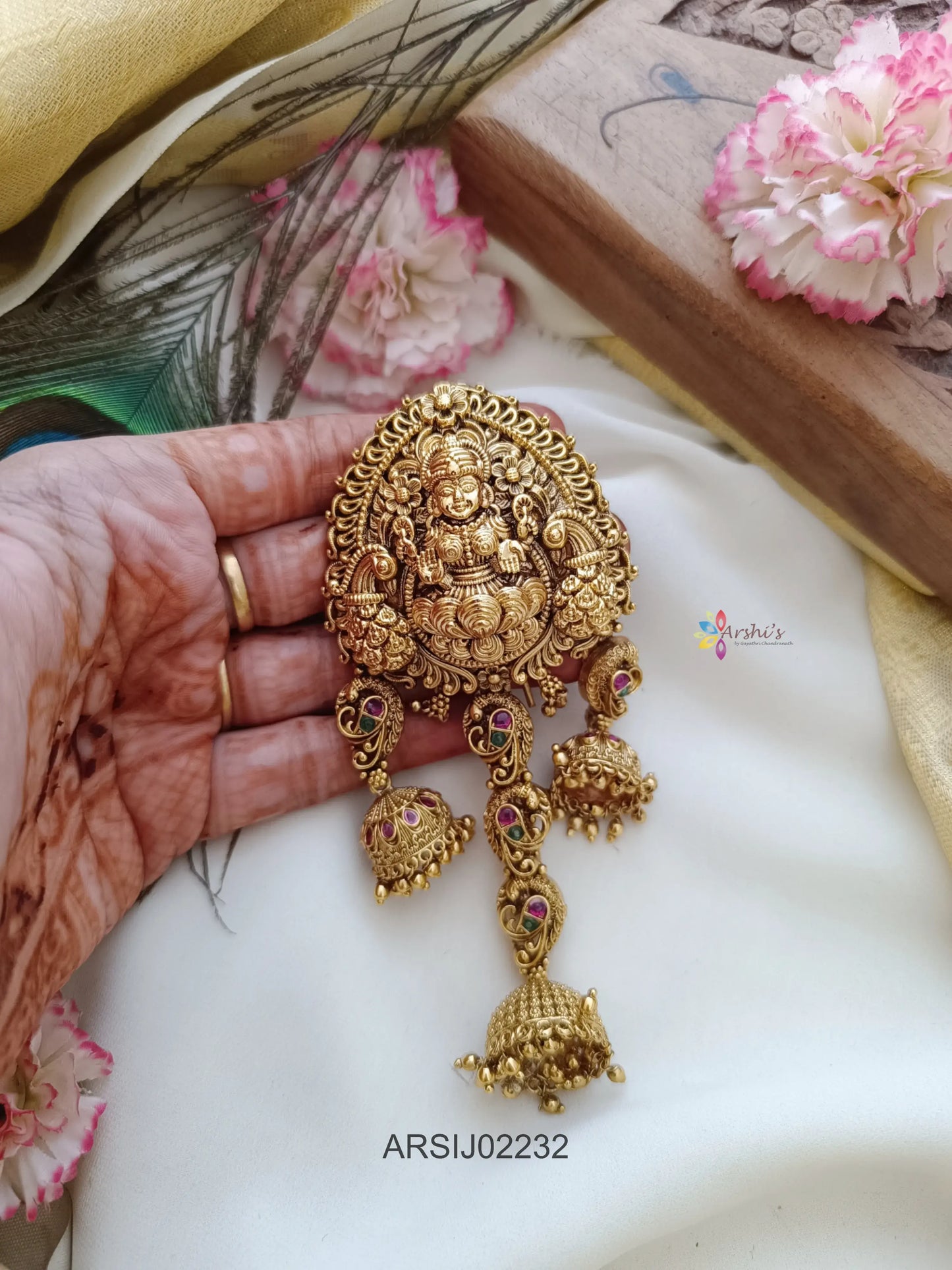 Traditional Lakshmi Hairbrooch
