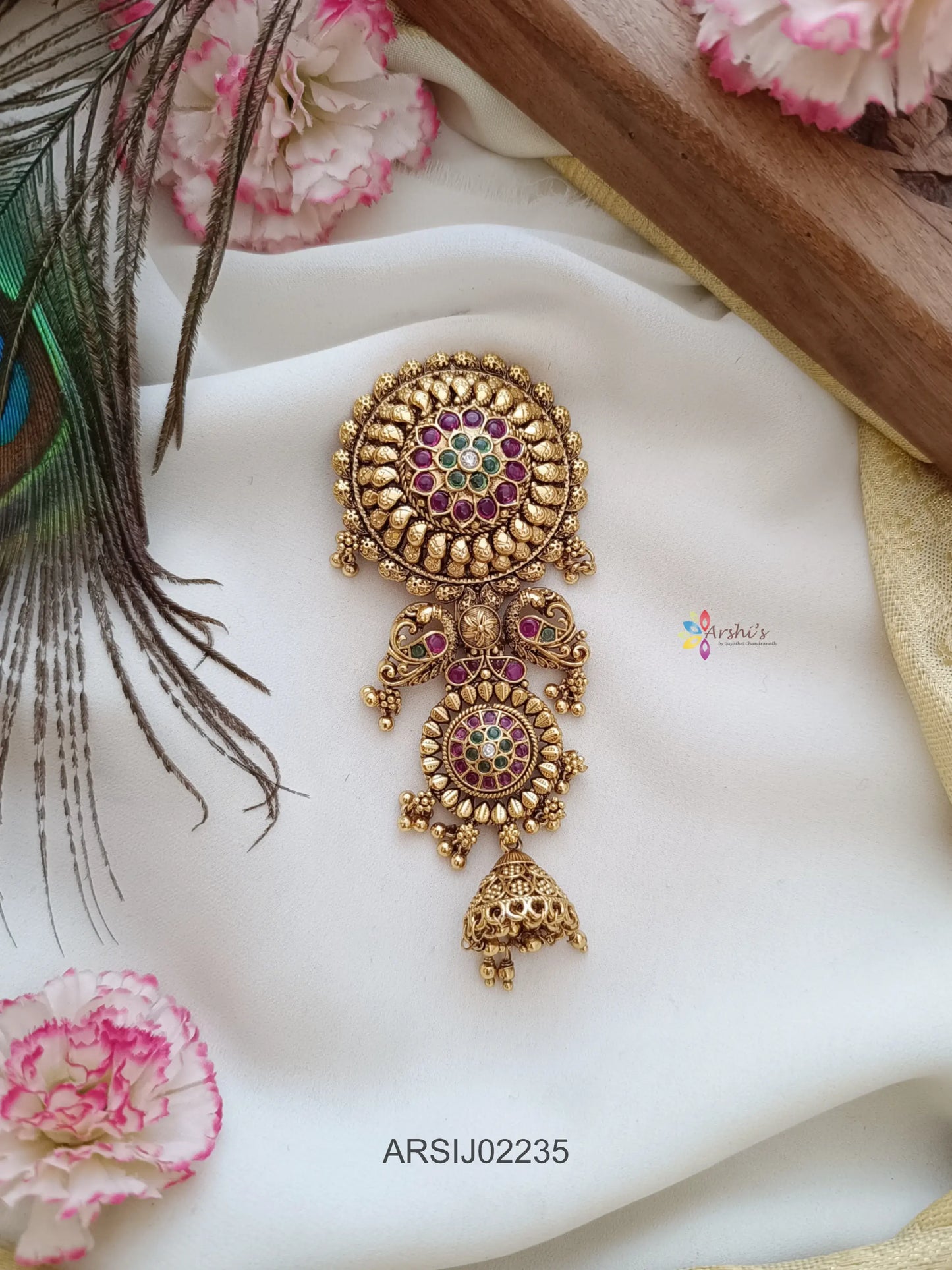 Round and Peacock Design Gold Drop Hairbrooch