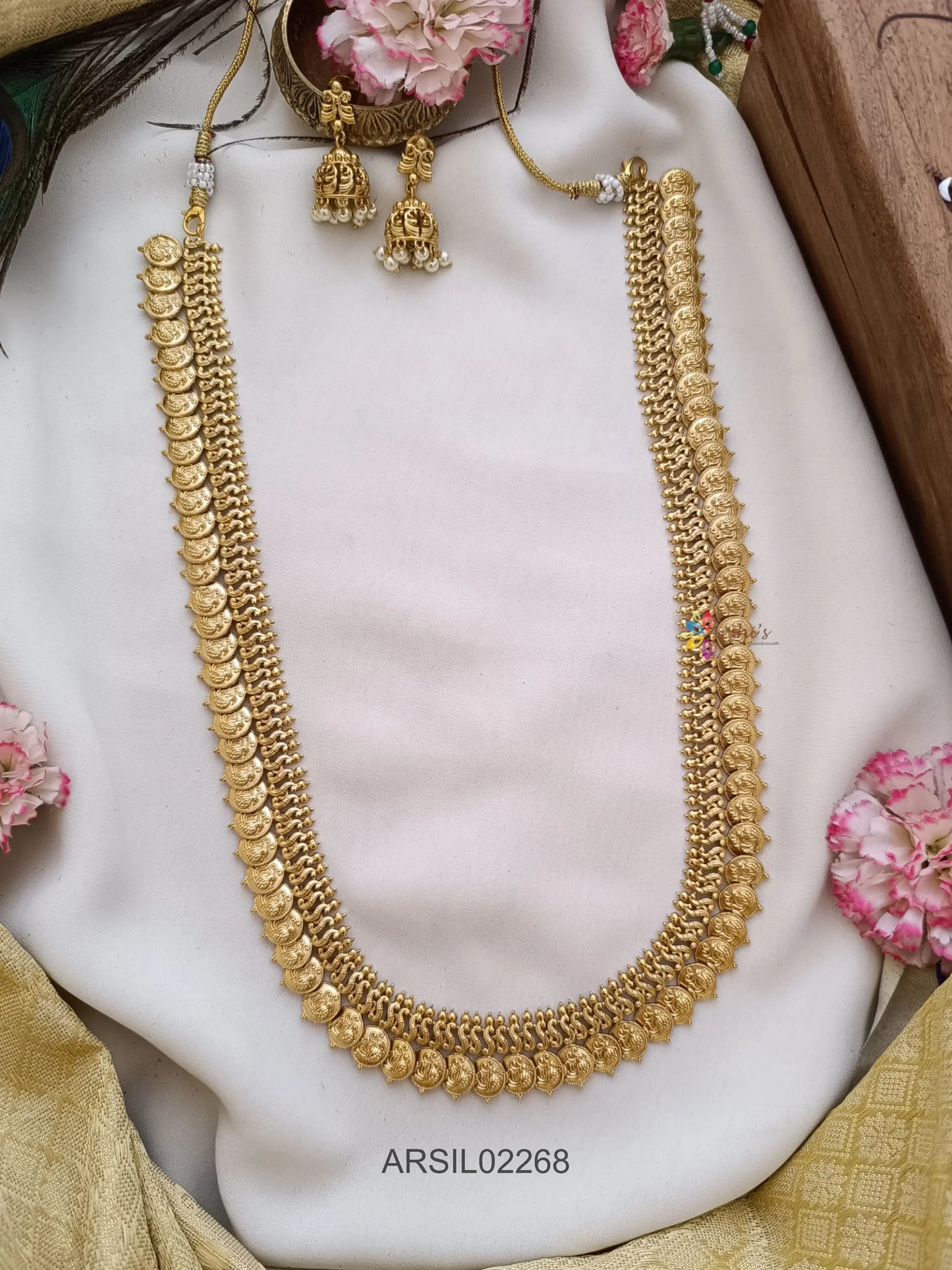 Matte Finish Plain peacock Coin Haram