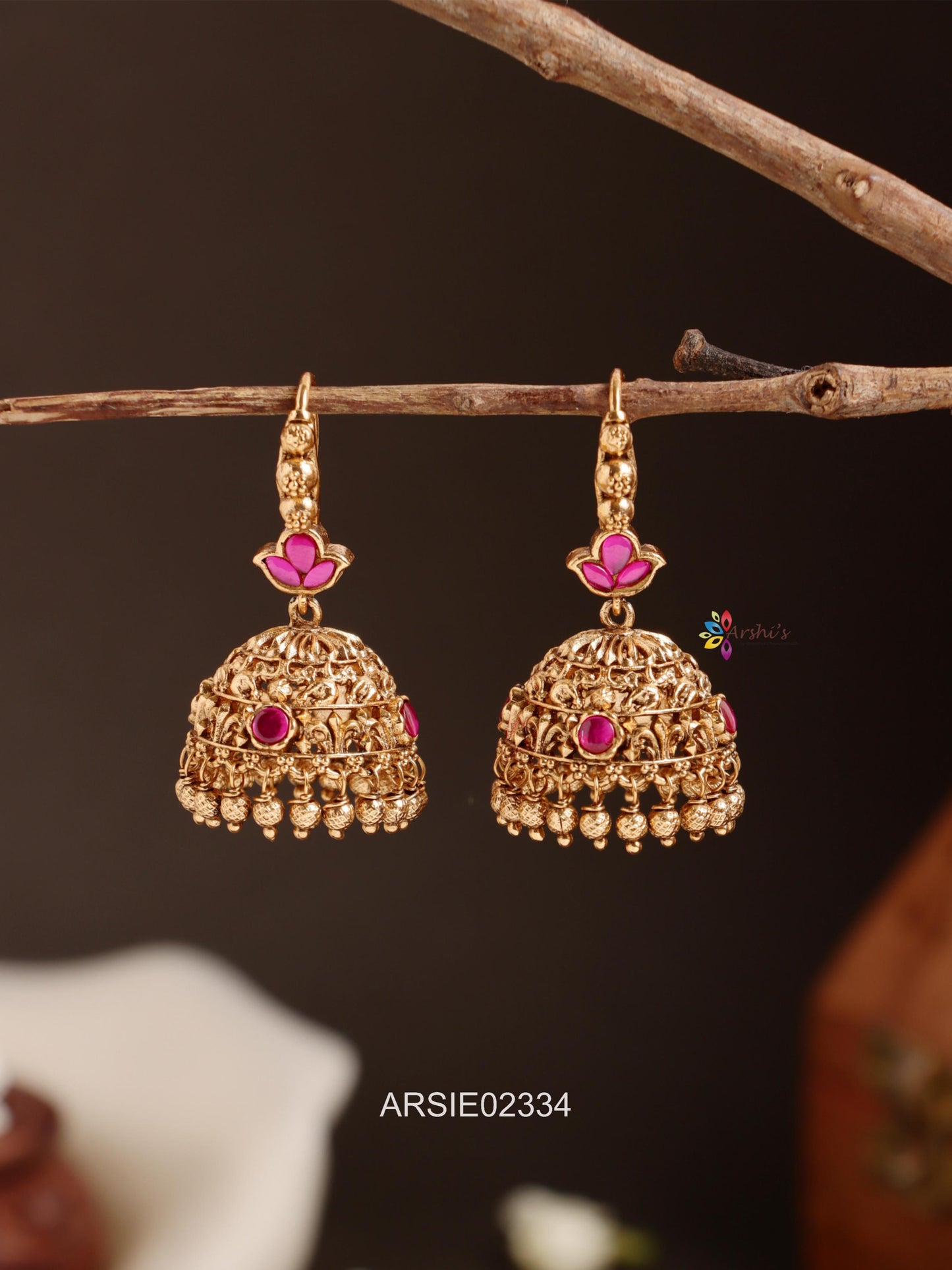 Kemp Red Stone Hook Jhumka