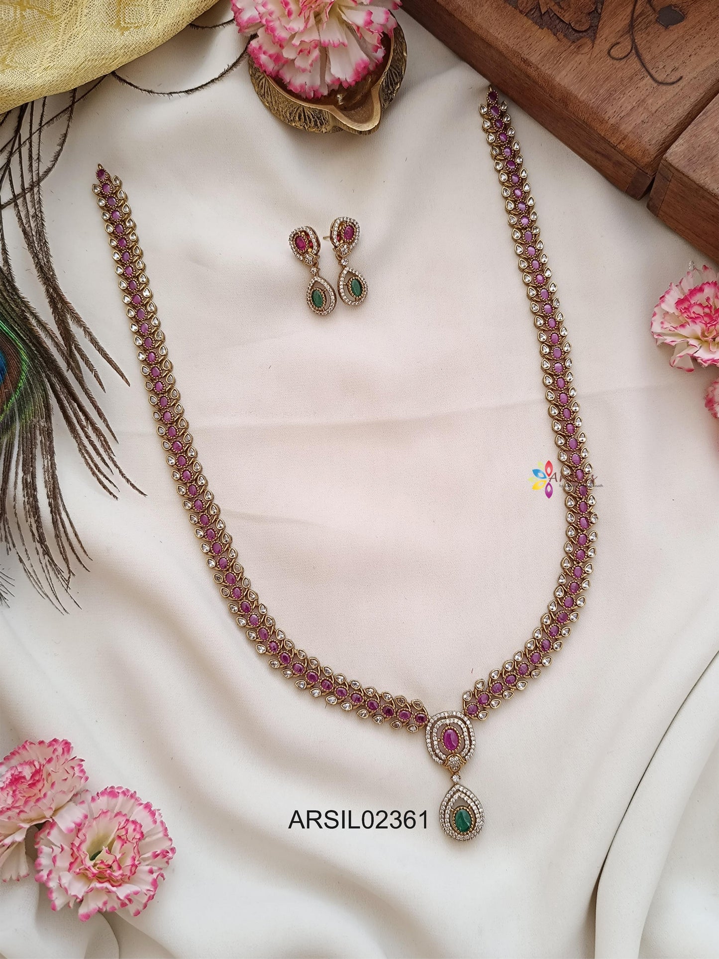 Simple Pink and White Stone Haram