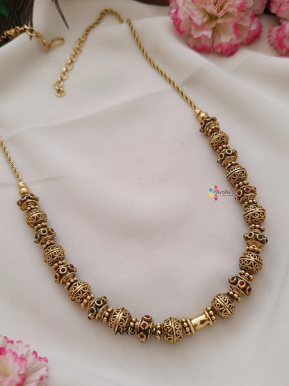 Kemp and Green Stone Gold Ball Necklace