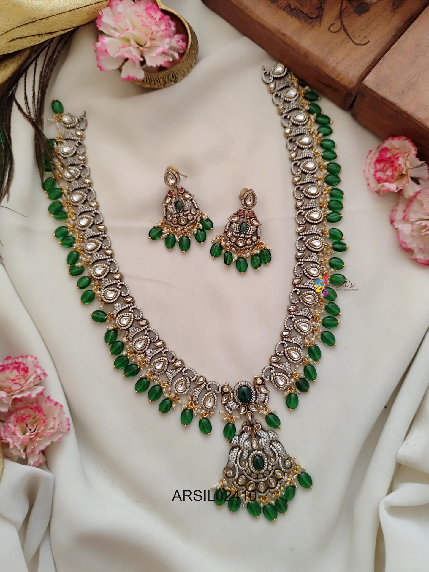 Kundan Stone Green Bead Long Haram
