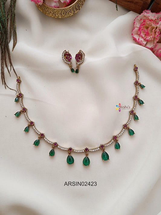 Green Tear Drops with Kemp and Whire Stone Necklace