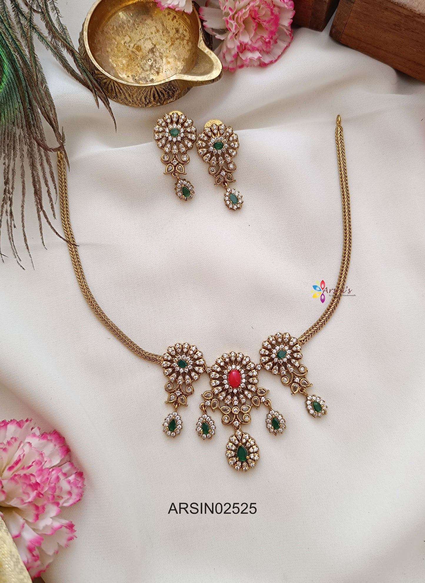 Victorian Pendant Attigai Necklace