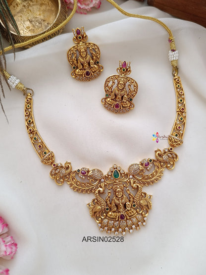 Matte Finish Kante Necklace