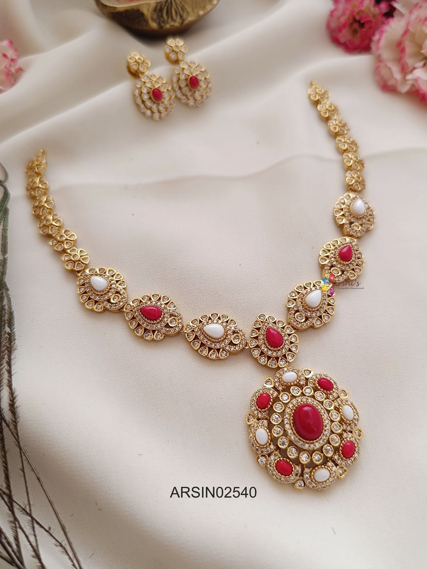 Coral and Pearl Studded Necklace