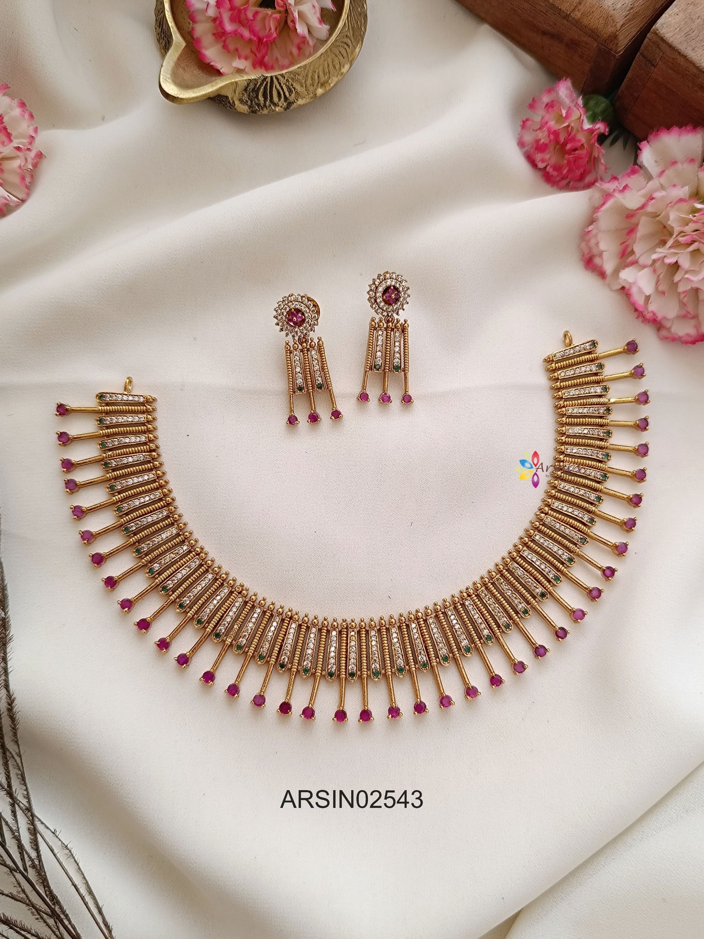 Designer Spike Kemp Stone Necklace