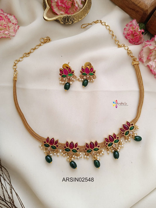 Five Lotus Design Necklace