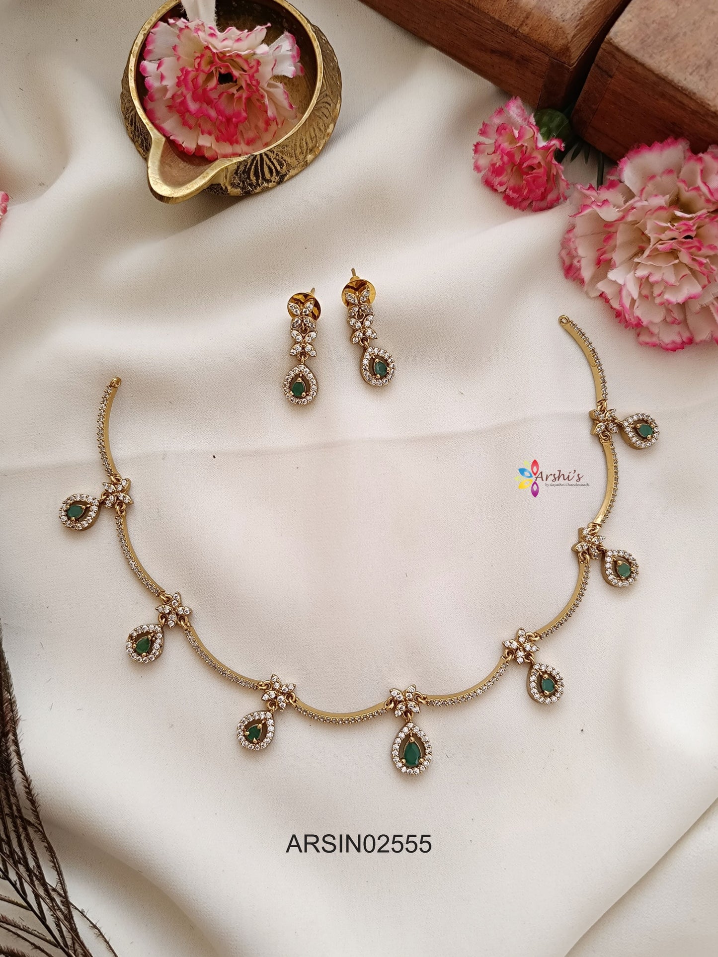 Emerald Tear Drops Necklace