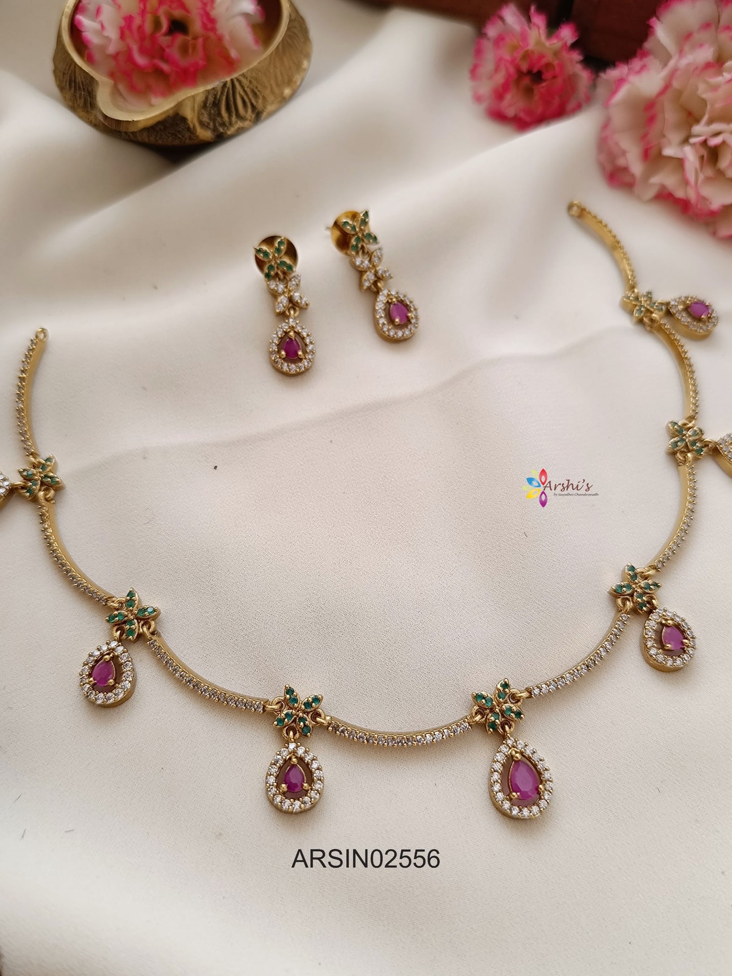 Kemp Stone Tear Drops Necklace