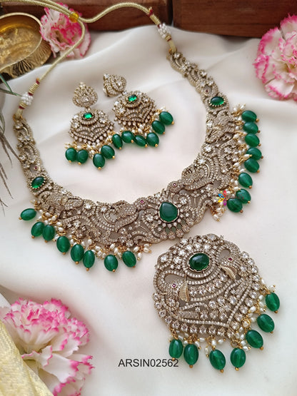 Bridal Victorian Green Drops Necklace