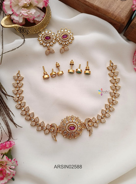 Stone Changiable Leaf Design Necklace