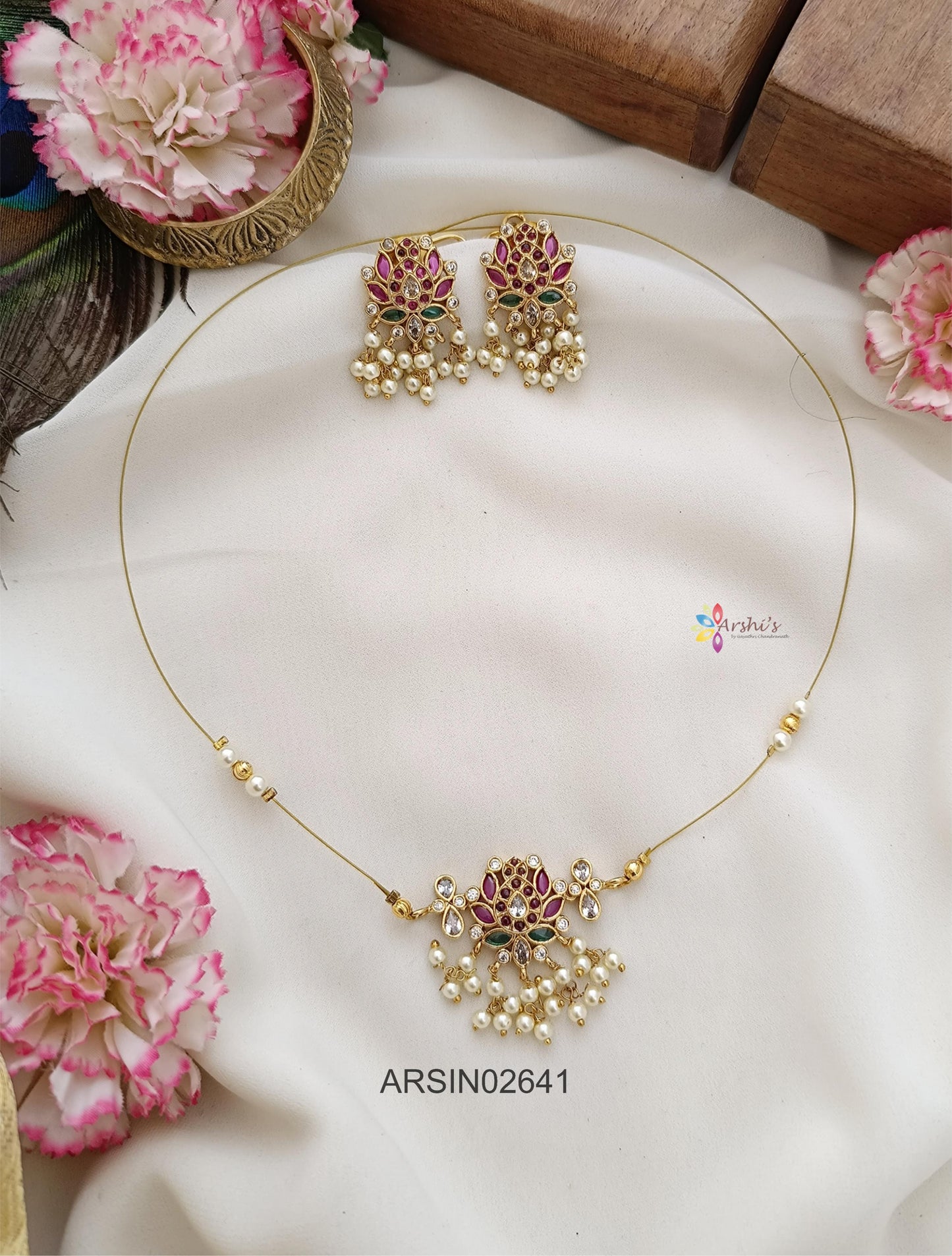 Lotus Pendant Invisible Necklace