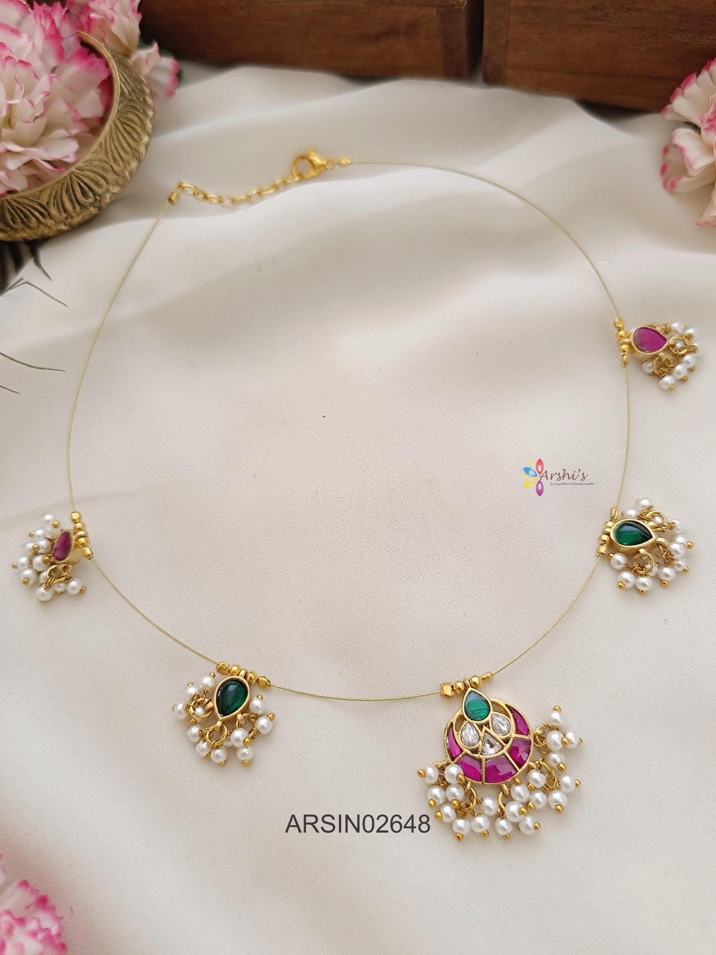 Kemp and Green Stone Pearls Invisible Necklace