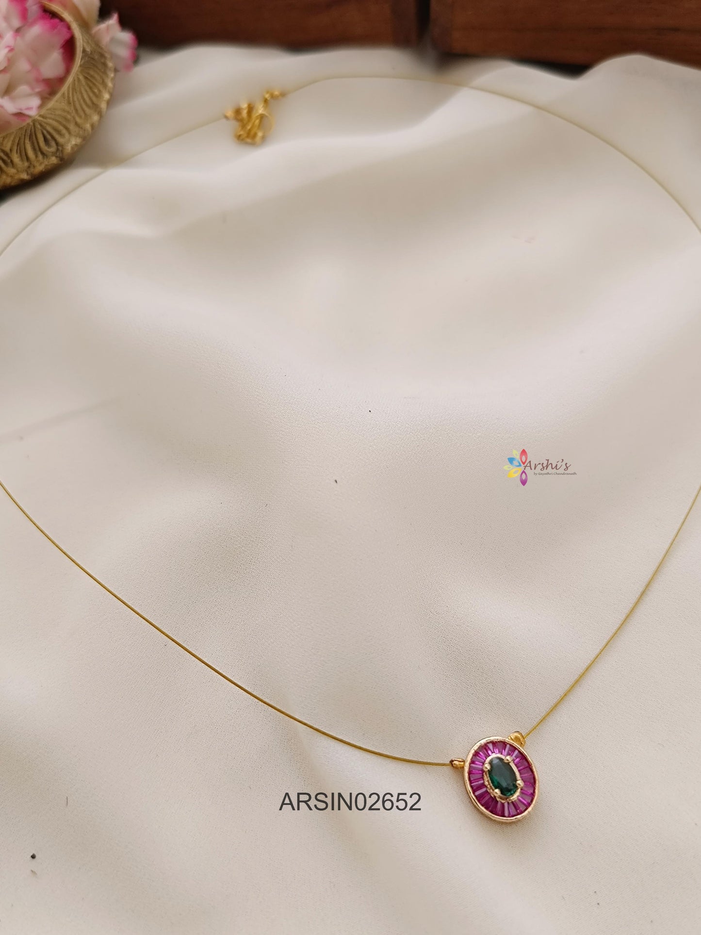 Ovel Stone Pendant Invisible Necklace