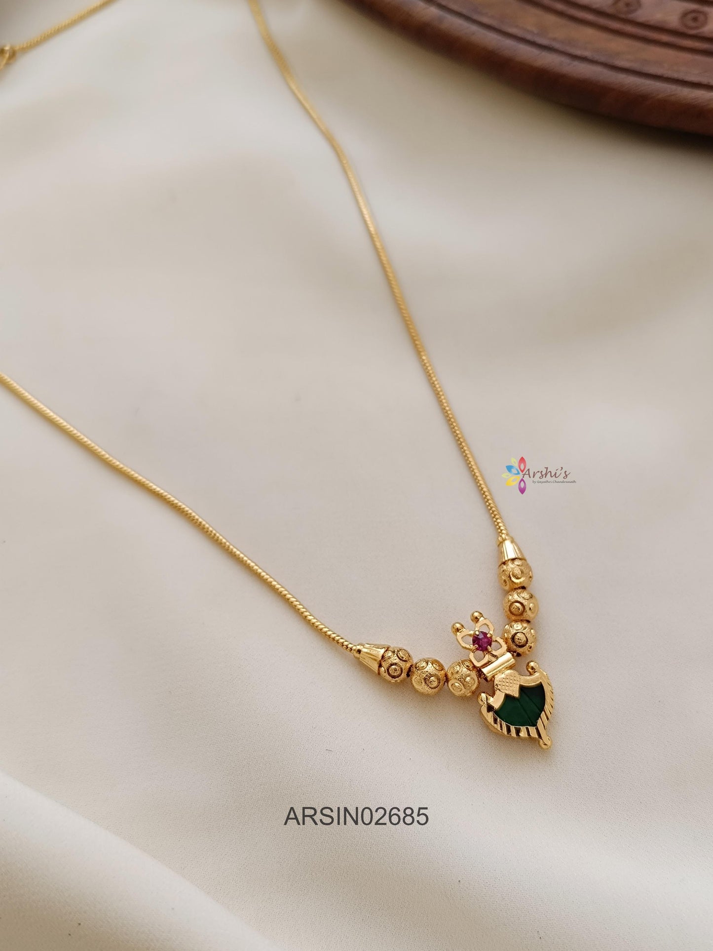 Small Green Stone Palakka Necklace