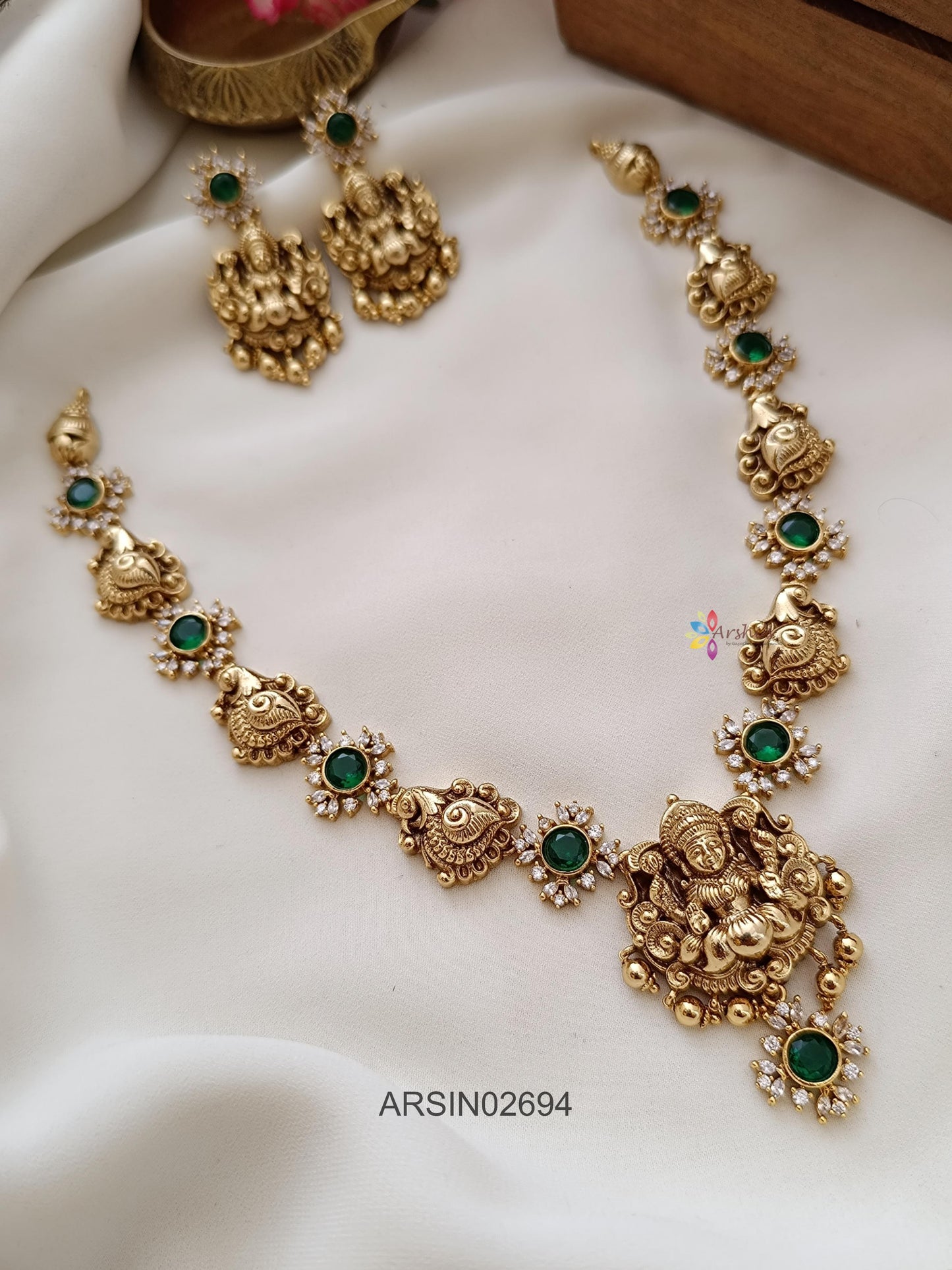 Peacock Emerald Stone Necklace