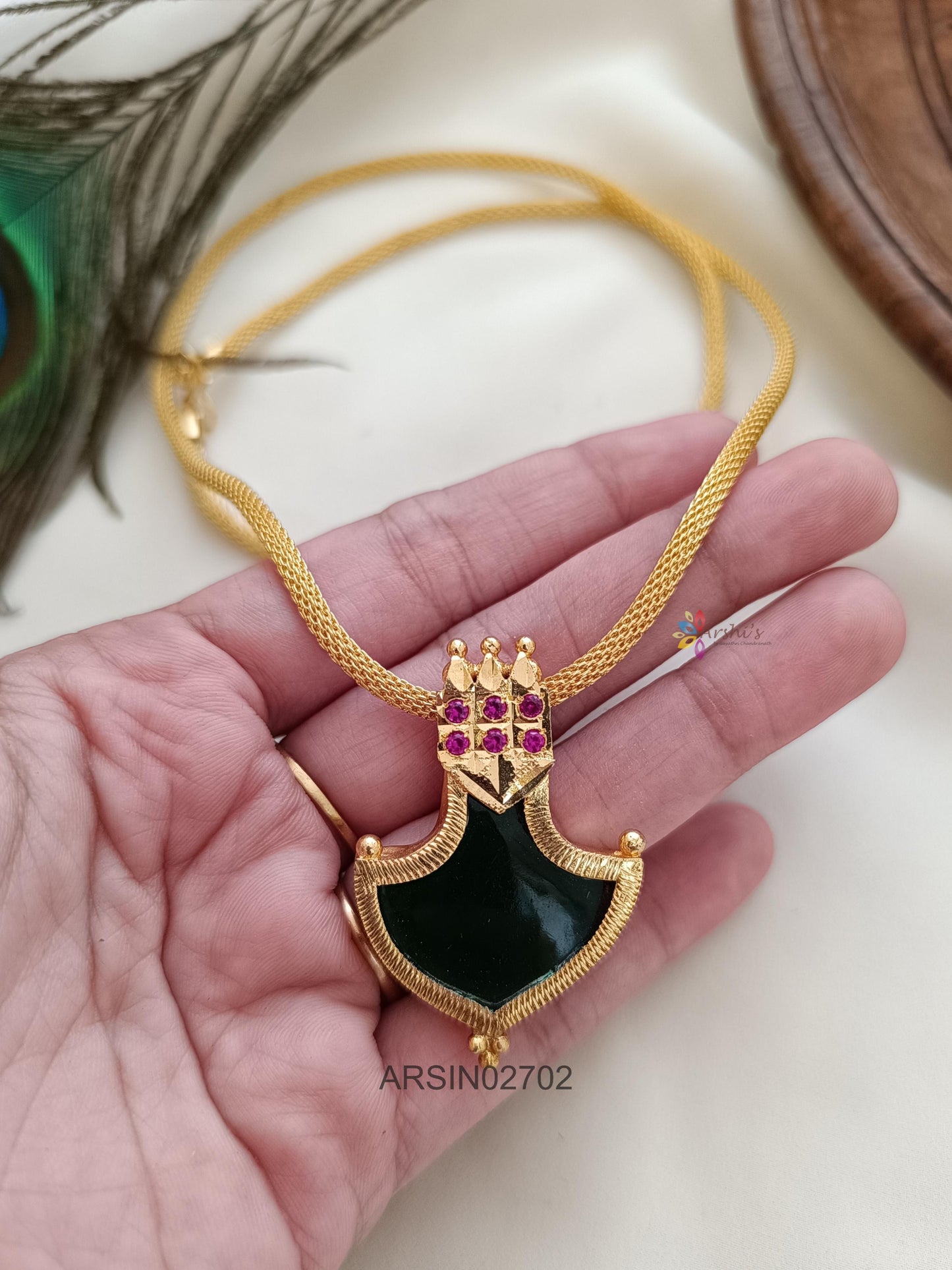 Green Stone Palakka Necklace