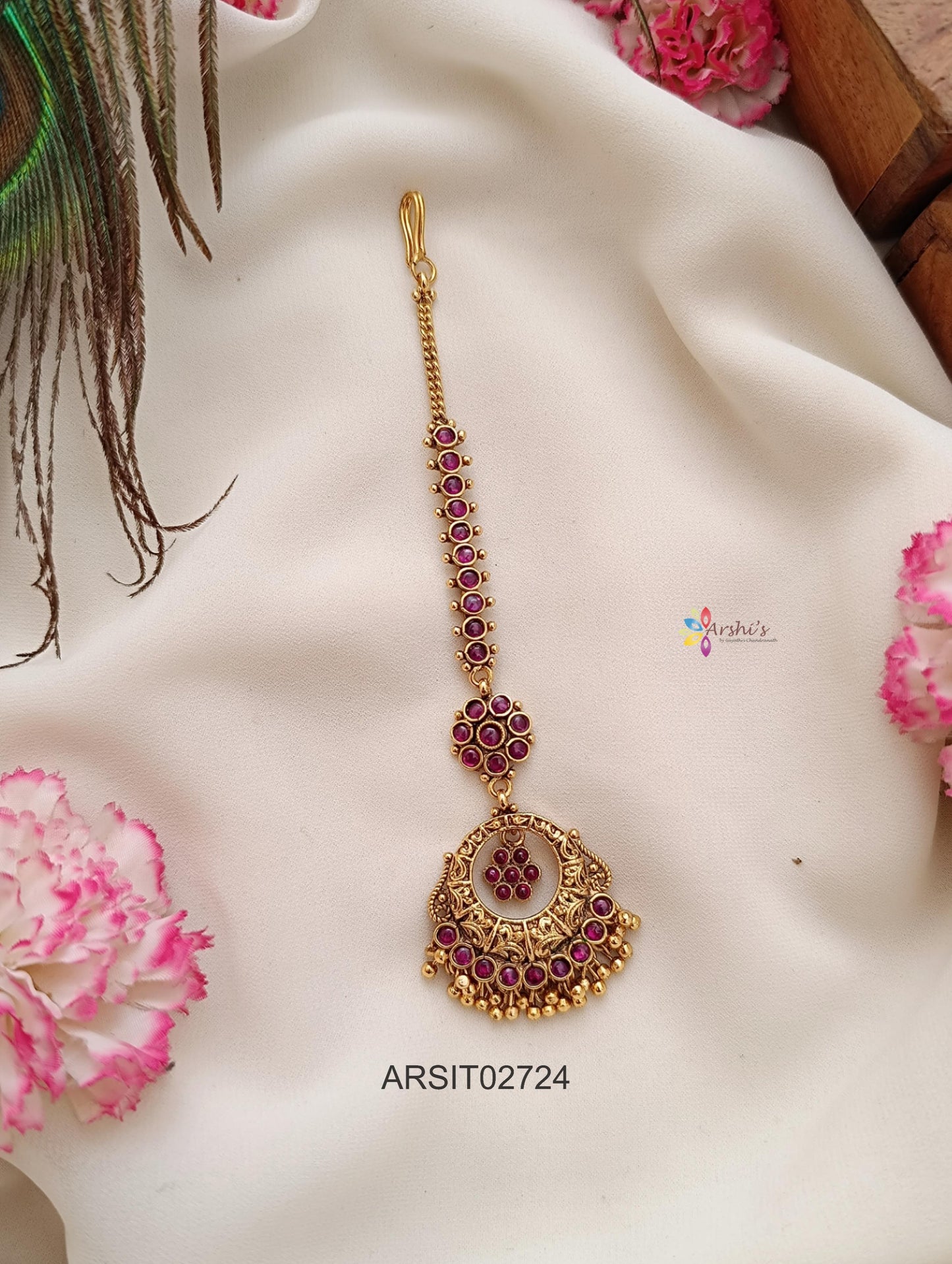 Kemp Stone Maangtikka