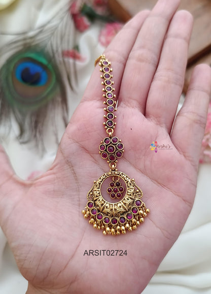 Kemp Stone Maangtikka