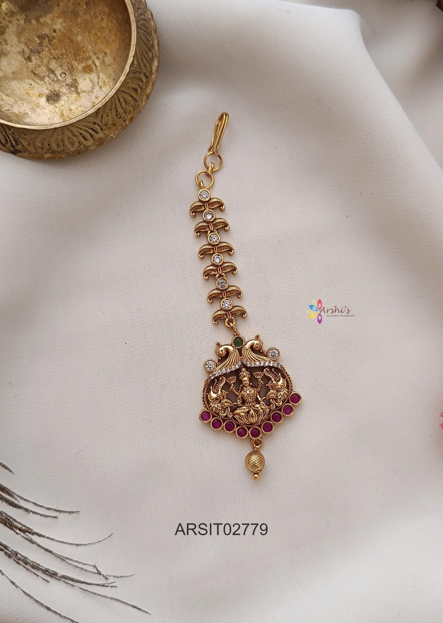 Antique Lakshmi Maangtikka