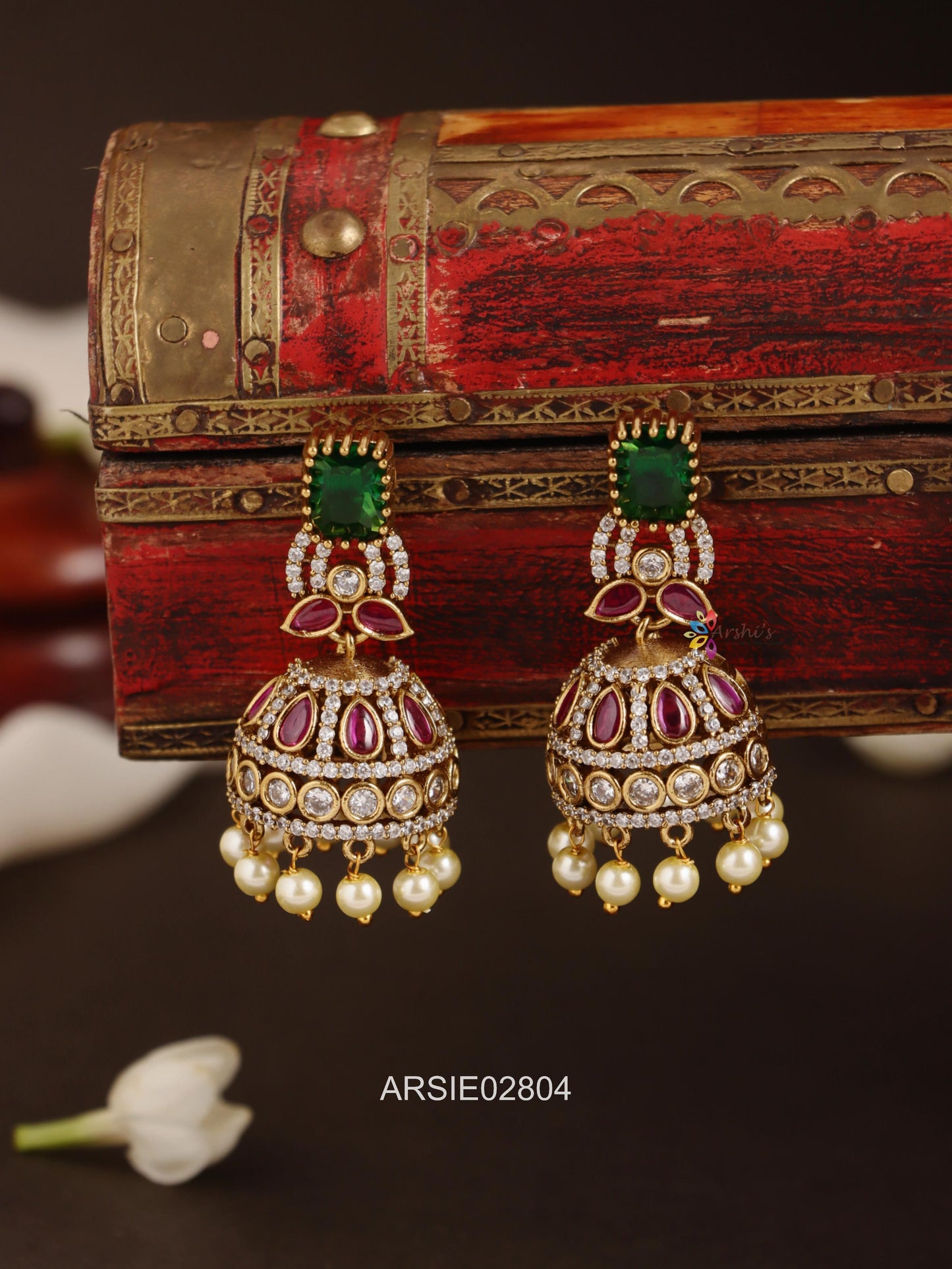 Emerald Kemp Stone Jhumka