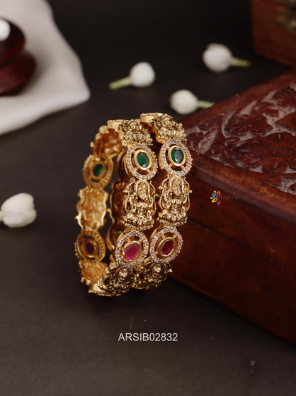 Temple Kemp and Green Bangles