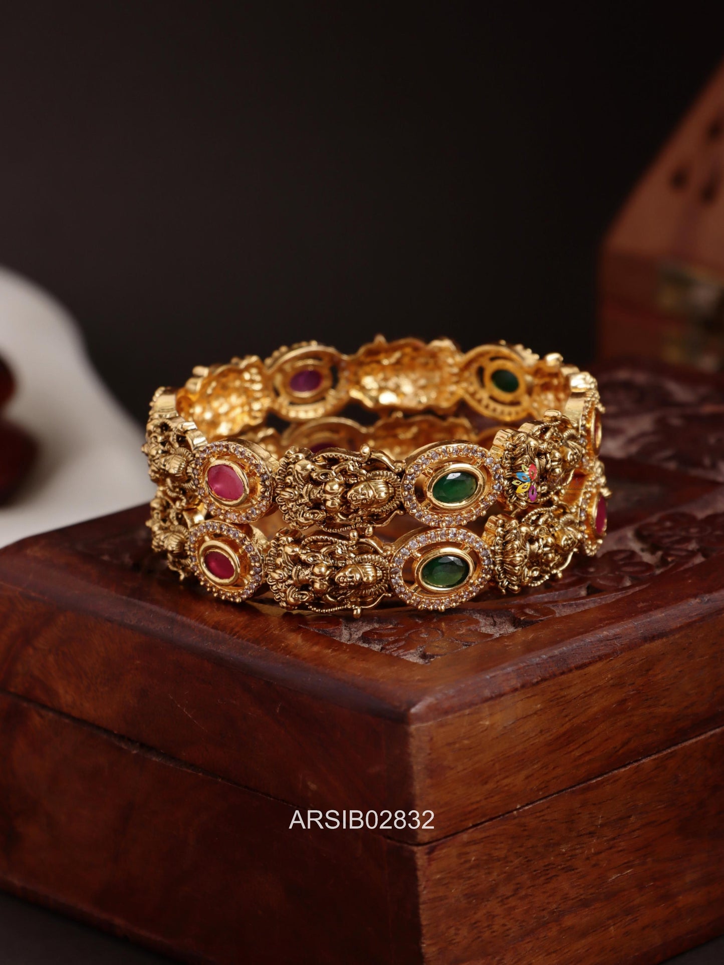 Temple Kemp and Green Bangles