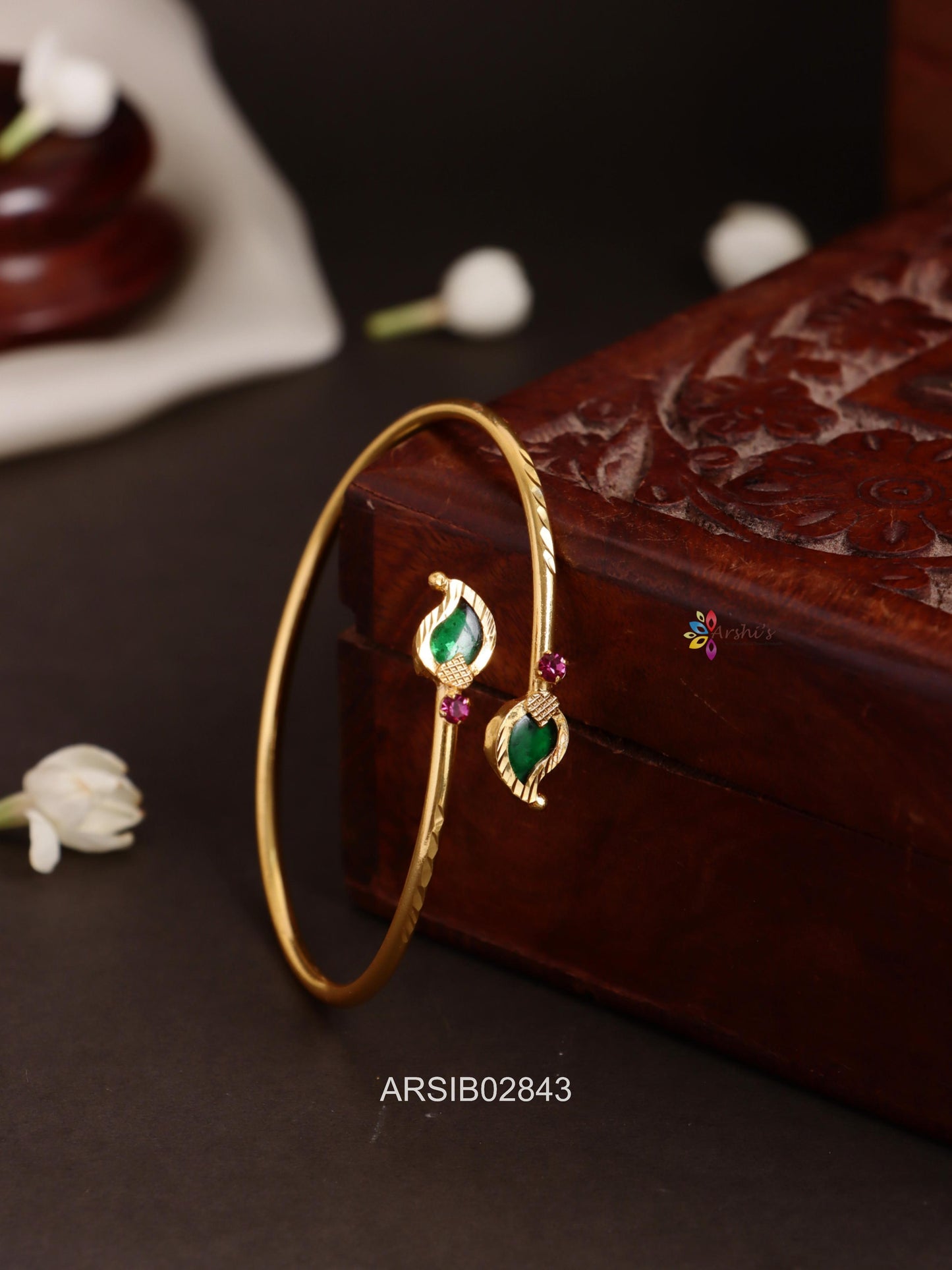 Mango Green Palakka Bracelet