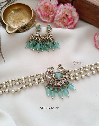 Peacock Sky Blue Pearl Choker
