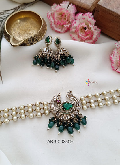Peacock Dark Green Pearl Choker