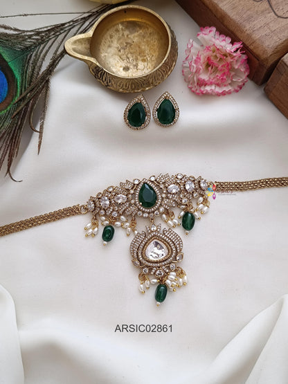 Kundan Emerald Stone Choker
