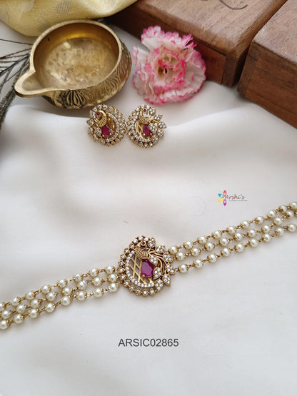 Peacock Ruby Stone Pearl Choker
