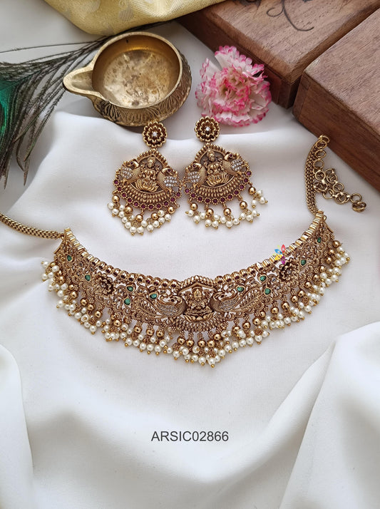 Bridal Lakshmi Pearl Choker