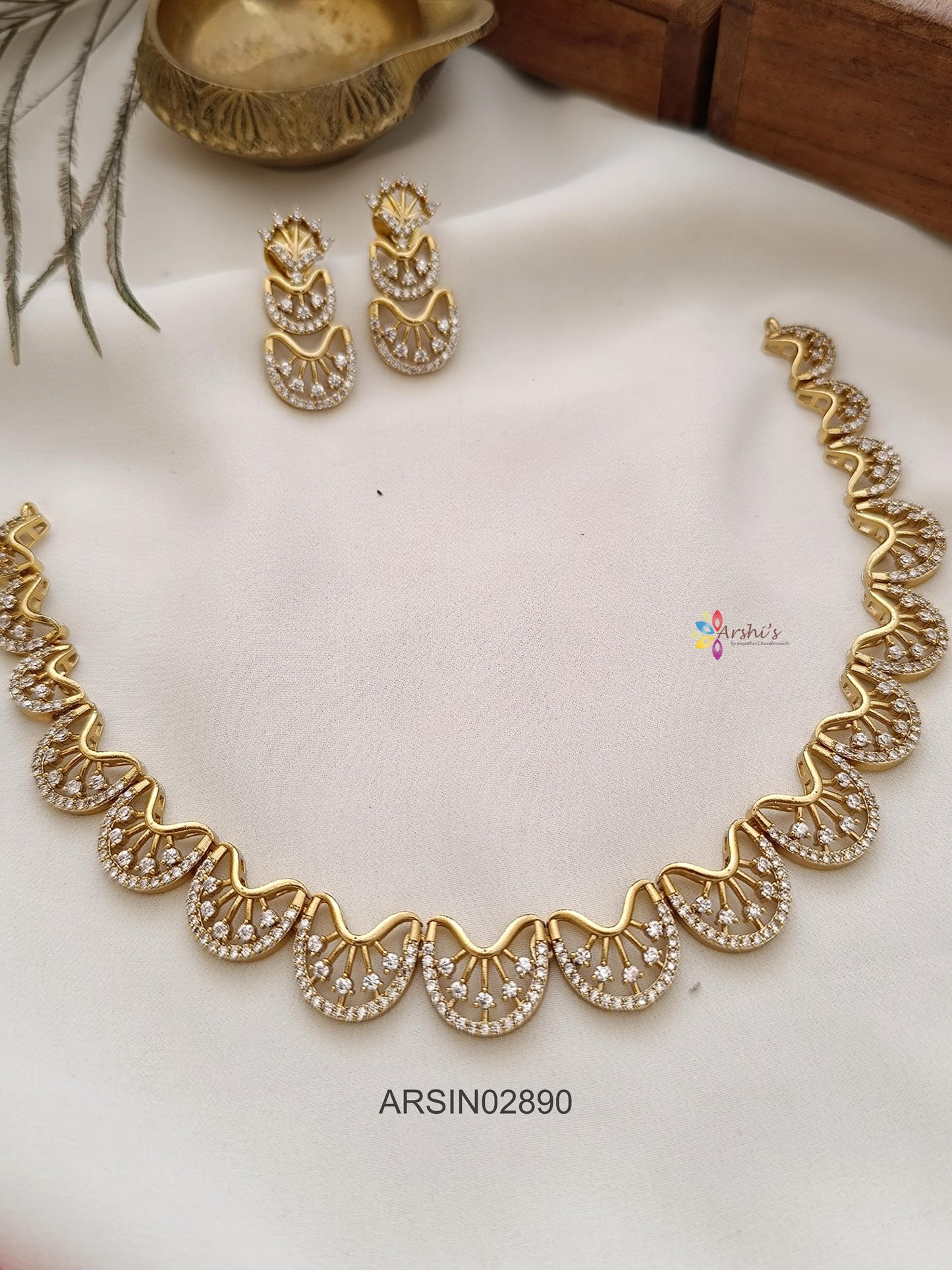 Diamond Look Like Necklace