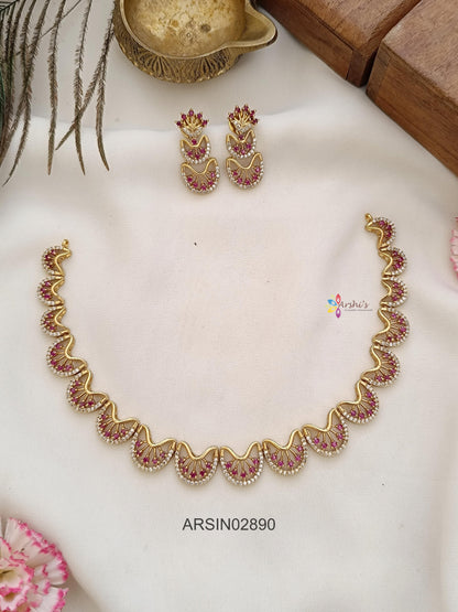 Kemp and White Stone Necklace