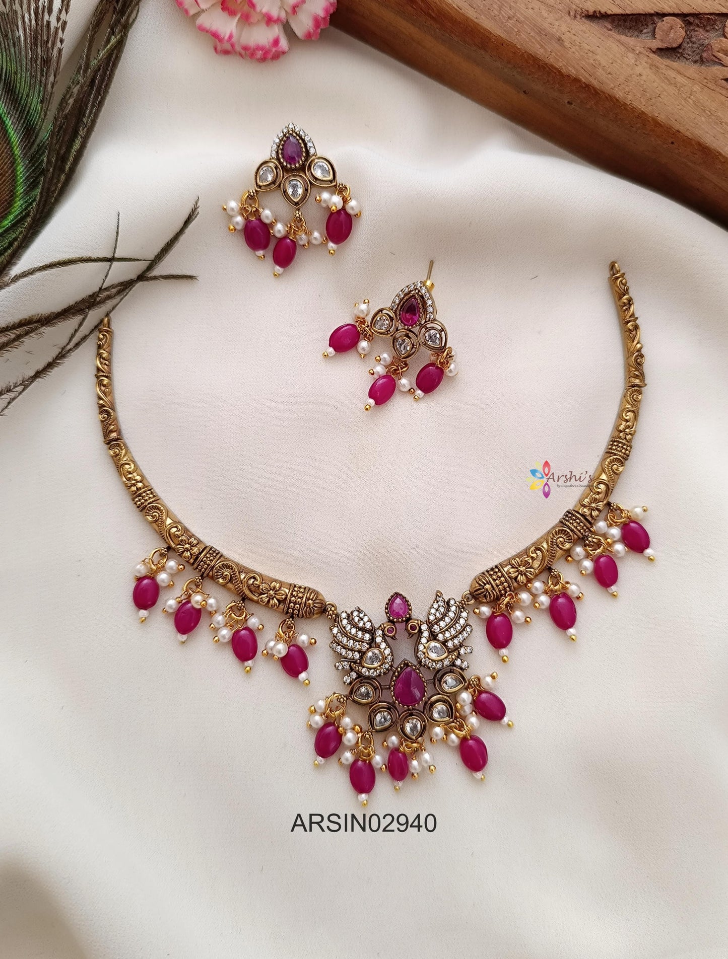 Victorian Peacock Pendant Kante Necklace